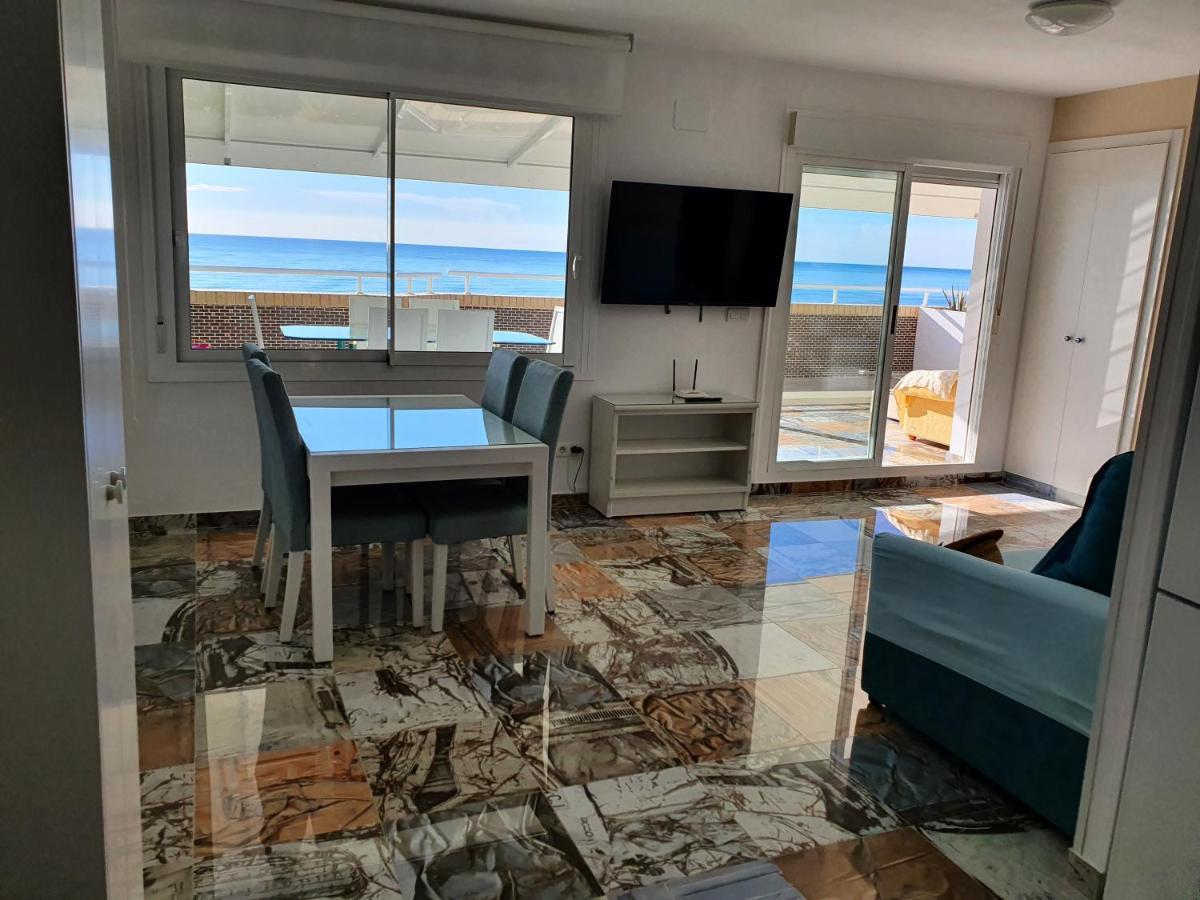 Atico Frente Al Mar. Apartamento Top オロペサ・デル・マール エクステリア 写真